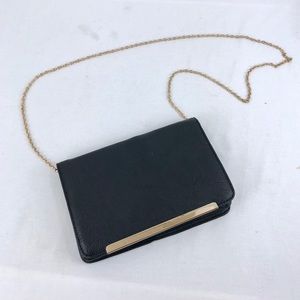Jun&Ivy black purse with gold chain strap